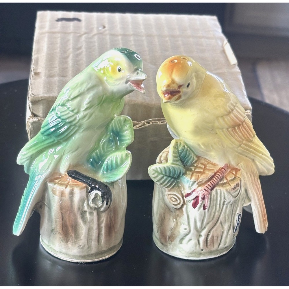2 Vintage Bird on Stump Salt & Pepper Shakers Chirp Squeaker Noise Makers Japan